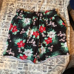 Hawaiian shorts! Draw string! 100% cotton